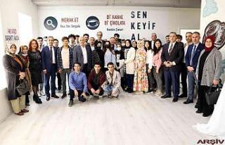 Üniversite öğrencilerine öğretim desteği için...