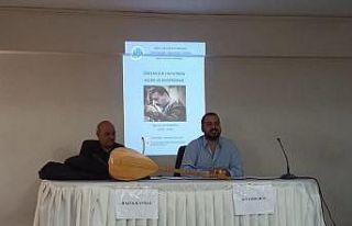 Üniversitede müzik dinletisi