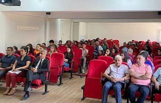 Üniversitede sağlıklı besin seçimi anlatıldı