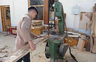 Üreterek hayallerine koşuyorlar