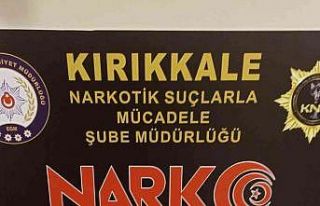 Uyuşturucu madde ticareti yapan 2 şahıs tutuklandı