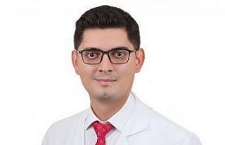Uzmanlardan, ’Karın ağrısı olan çocuğa ağrı...