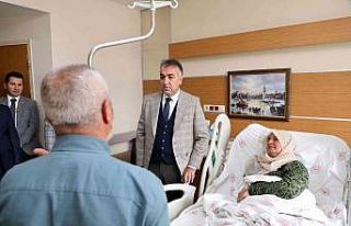 Vali Çağatay’dan şehit annesine ve sağlık çalışanına...