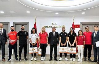 Vali Elban: "Sporun her türlüsüne katkı sunma...