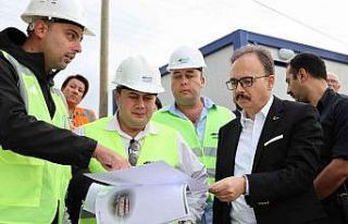 Vali Kızılkaya yapımına başlanan 2 okulda incelemelerde...