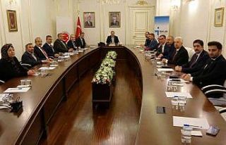 Vali Polat, “Sanayileşme yolunda hızla ilerliyoruz”