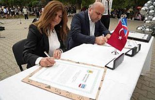 Valkeneş ve Tarsus "kardeş şehir" protokolü...