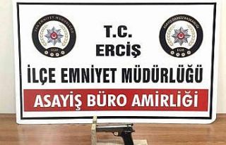 Van’da değişik suçlardan 19 kişi tutuklandı