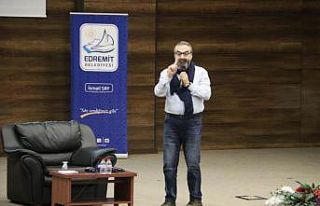 Van’da "Gençlik ve Medeniyetimiz" konulu...