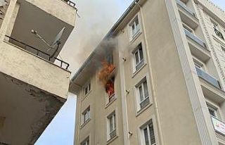 Van’da korkutan ev yangını