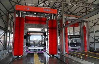 Van’da toplu ulaşım araçları artık daha hijyenik...