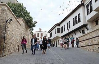 Yabancı öğrenciler Dulkadiroğlu’nu gezdi