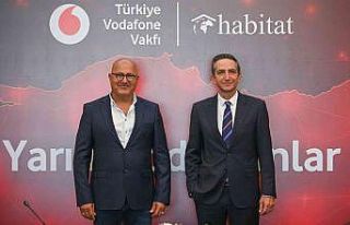 ‘Yarını Kodlayanlar’ projesinden 30 köy okuluna...