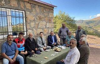 Yayladere Kaymakamı İrdelp vatandaşlarla bir araya...