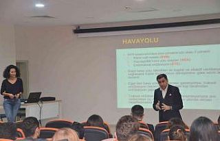 Yeni hekimlere hizmet içi eğitim verildi