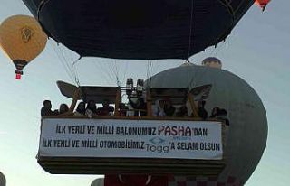 Yeri üretilen sıcak hava balonu ’TOGG’a selam...