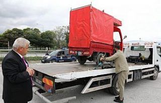 Yetkisiz atık toplayan çekçekçilere geçit yok