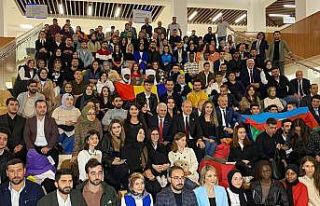 Yıldırım, üniversite öğrencileriyle buluştu