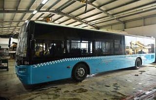 Yolcu taşıyan otobüs, bu sefer çocuklara bilgi...