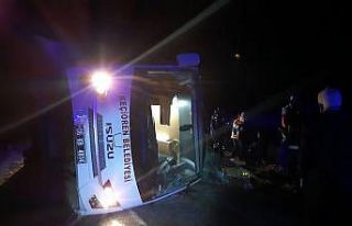 Yozgat’ta cenazeye gidenleri taşıyan yolcu otobüsü...