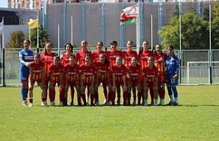 Yukatel Kayseri Kadın Futbol Kulübü’nde Ünye...