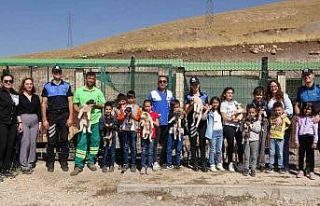 Yüksekova’da 4 Ekim Hayvanları Koruma Günü etkinliği