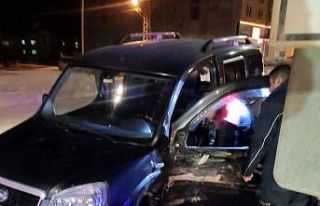 Yüksekova’da trafik kazası: 2 yaralı