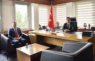 Yüreğir’de gençlere kafe kütüphane