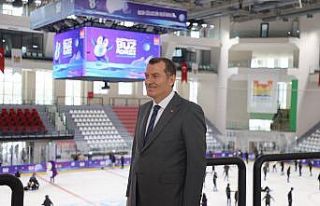 Zeytinburnu Belediye Başkanı Ömer Arısoy, açılışı...