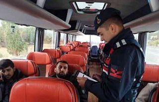 10 ayda 91 yasadışı göçmen jandarma ekiplerince...