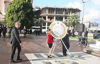 24 Kasım Öğretmenler Günü Edremit’te kutlandı