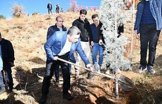 5 bin fidan toprakla buluştu