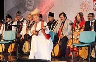 6 ülkeden gelen ozanlar Sivas’ta buluştu