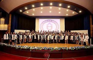 ADÜ Diş Hekimliği Fakültesi Beyaz Önlük Giyme...