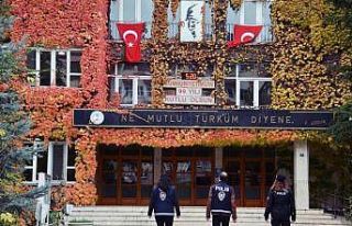 Afyonkarahisar’da okullara yönelik polisten denetim