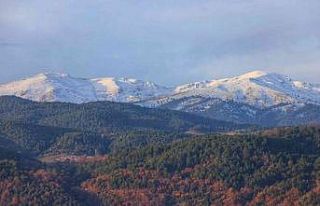 Akdağ’da iki mevsim bir arada