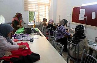 Akdeniz Belediyesi mahalle kültür ve sanat evlerinde...