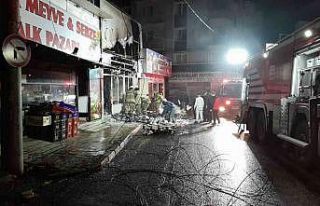 Aliağa’da trafo patladı, sonrasında market deposunda...