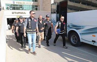 Antalya’da aranan  54 zanlı yakalandı