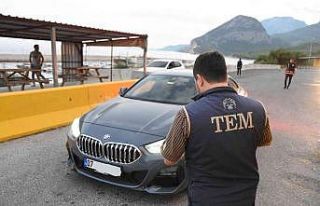 Antalya’da korsan taşımacılık yapan 27 araç...