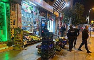 Antalya’da manav dükkanına silahlı saldırı