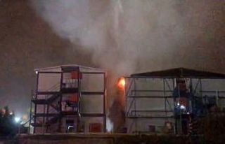 Ataşehir’de inşaat şantiyesinde korkutan yangın