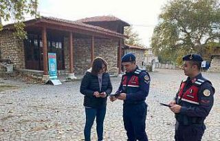 Aydın’da jandarma ekipleri vatandaşlara KADES’i...