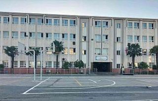 Bağcılar’da devlet okulundaki kurslara katılan...