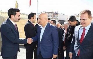 Bakan Vahit Kirişçi Hakkari’de