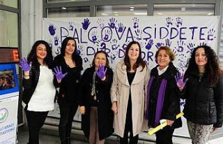 Balçovalı kadınlar şiddete dur dedi