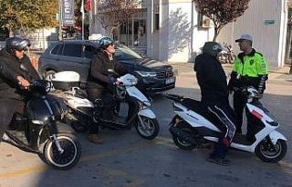 Bandırma’da motosiklet sürücülerine denetim...