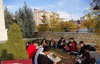 Başkan Büyükkılıç imkan sağlıyor, gençler...