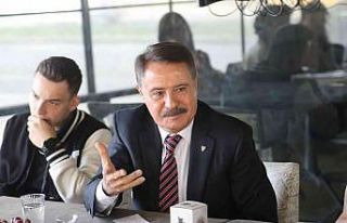 Başkan Deveci’den öğrencilere ’ikamet’ çağrısı