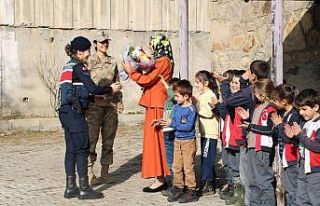 Bayburt’un en uzak köyündeki tek öğretmenine...